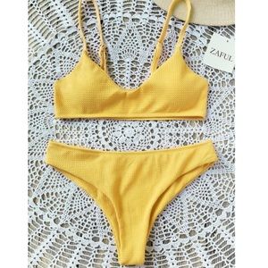 ✨3/$30✨ Zaful High Cut Bralette Bikini